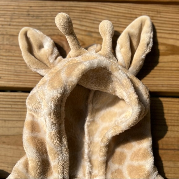 Infant Baby Hudson Baby Tan and Cream Plush Pajama Robe with Giraffe Ears - Picture 4 of 7